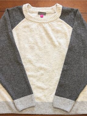 Vince Camuto Three-Tone Crewneck Sweater - Light and Medium Gray & Charcoal